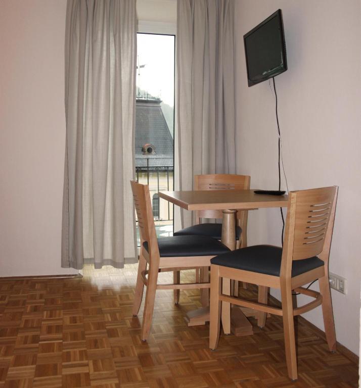 Hotel Hirschen บาดกัสไตน์ ห้อง รูปภาพ