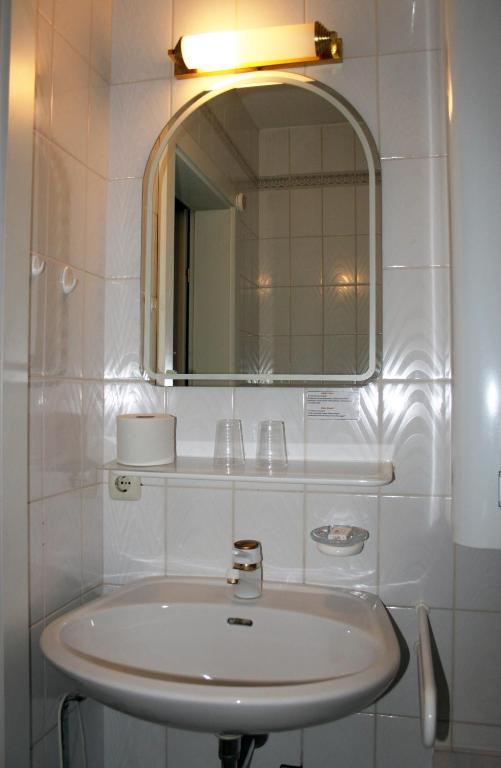 Hotel Hirschen บาดกัสไตน์ ห้อง รูปภาพ